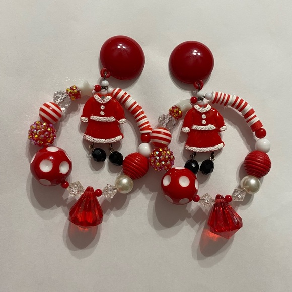 Holiday santa tree mistletoe charm earring hoop loop bead festive party dress - Picture 5 of 5